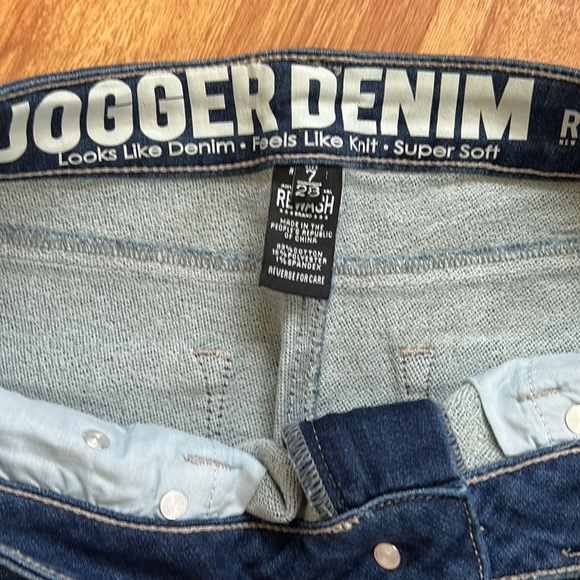 Jogger Denim Jeans - Picture 4 of 7